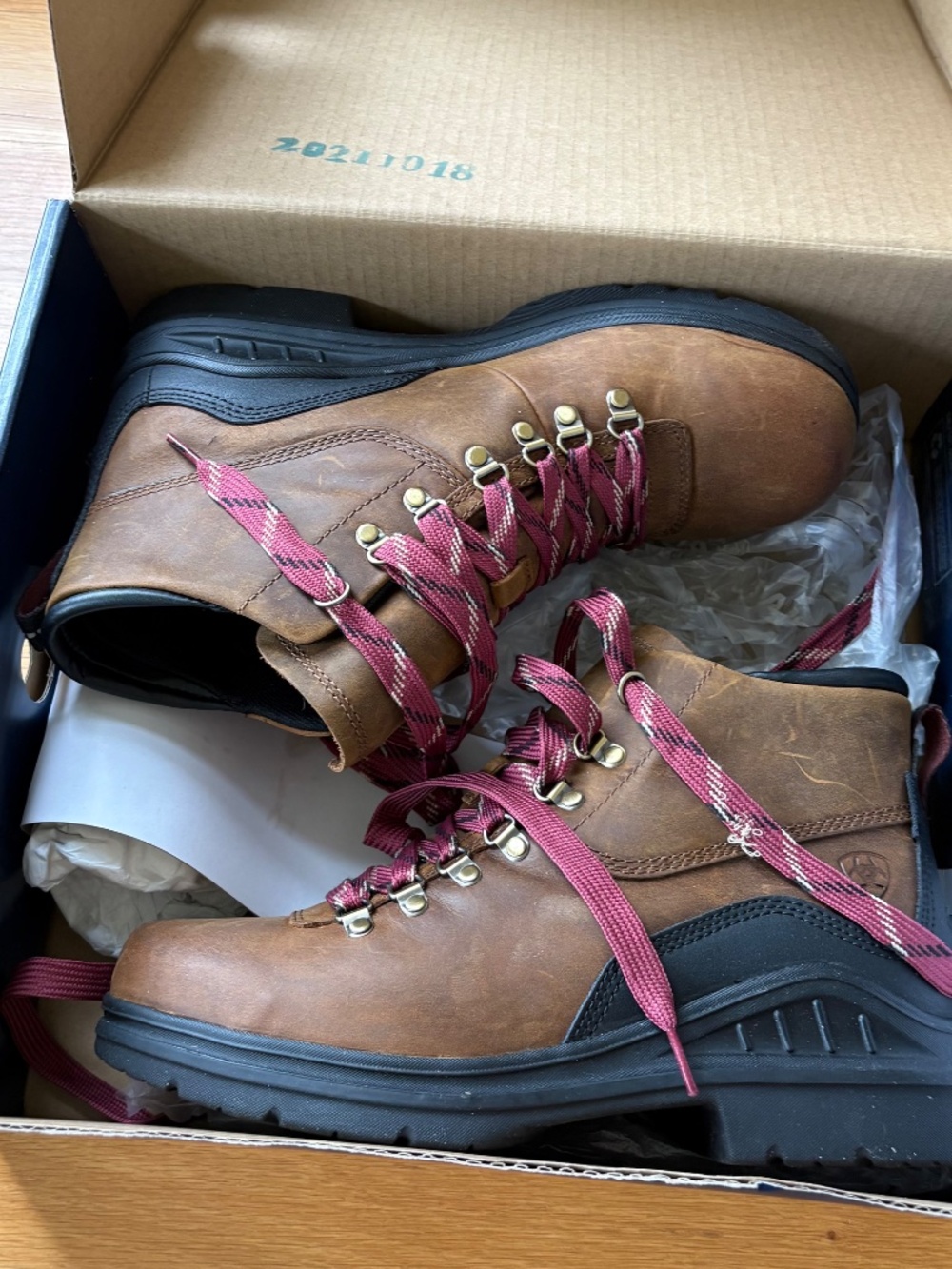 Ariat Women's Barnyard Lace H2O Paddock Boot NIB 10M